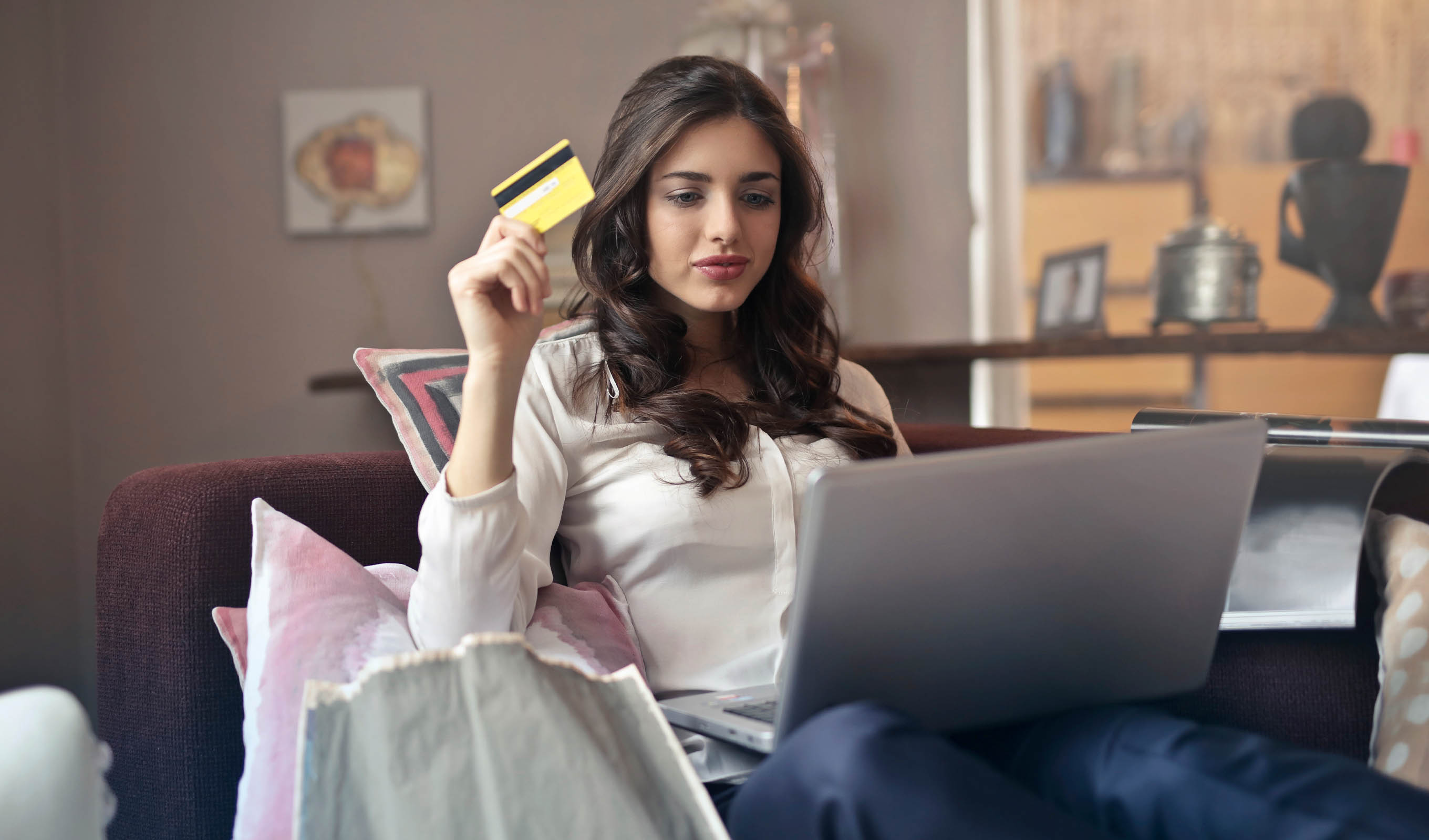 E İhracat Nedir ? E İhracat Yapmak İçin Nelere Dikkat etmeliyim ? 